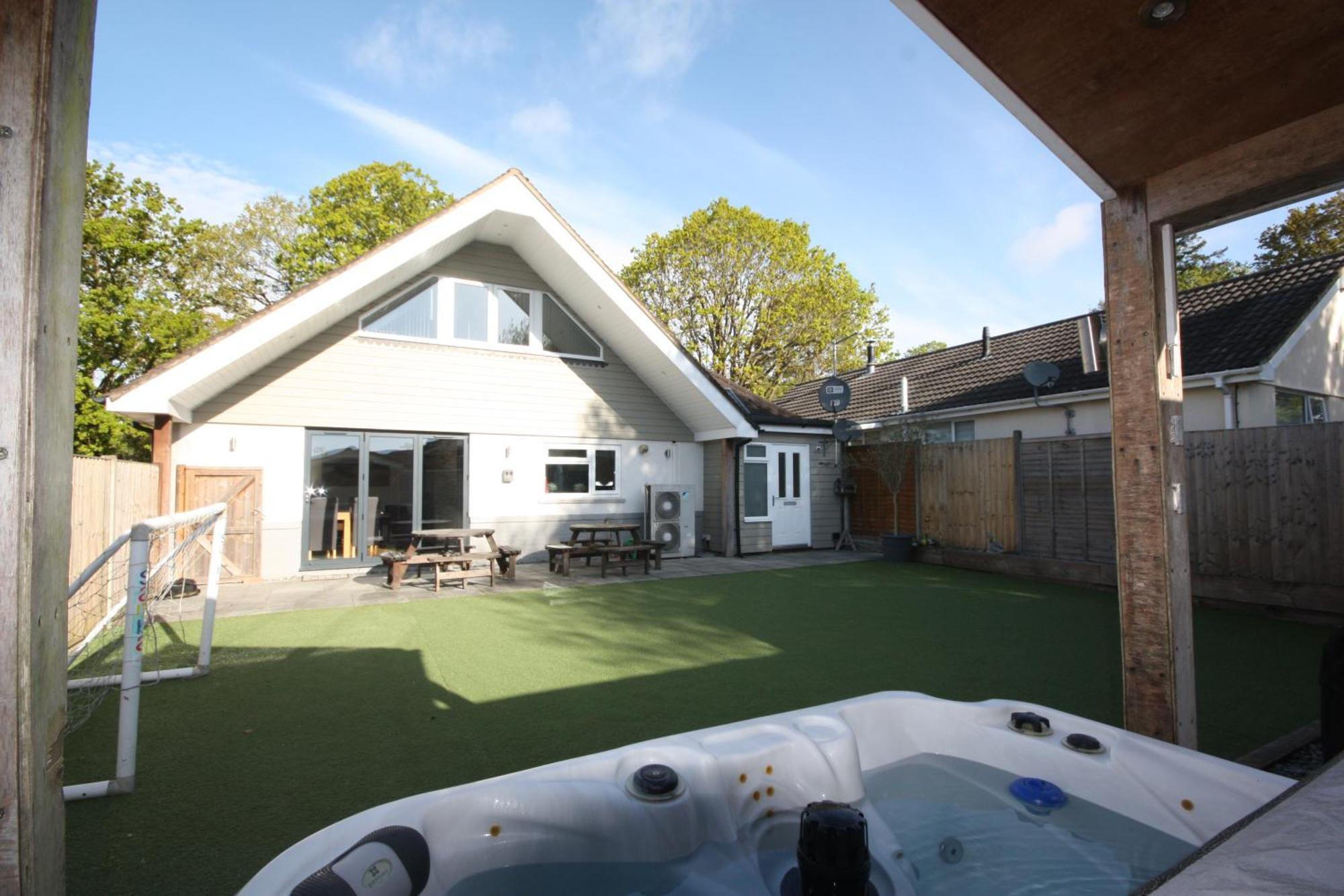 Four Corners Holiday Home Hot&Sauna Ferndown Exterior foto